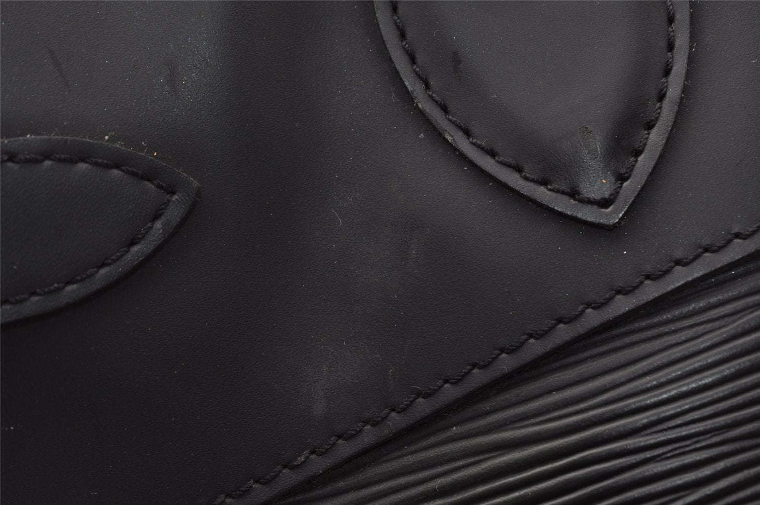 Authentic Louis Vuitton Epi Passy GM Shoulder Hand Bag Black M59252 LV 2566I