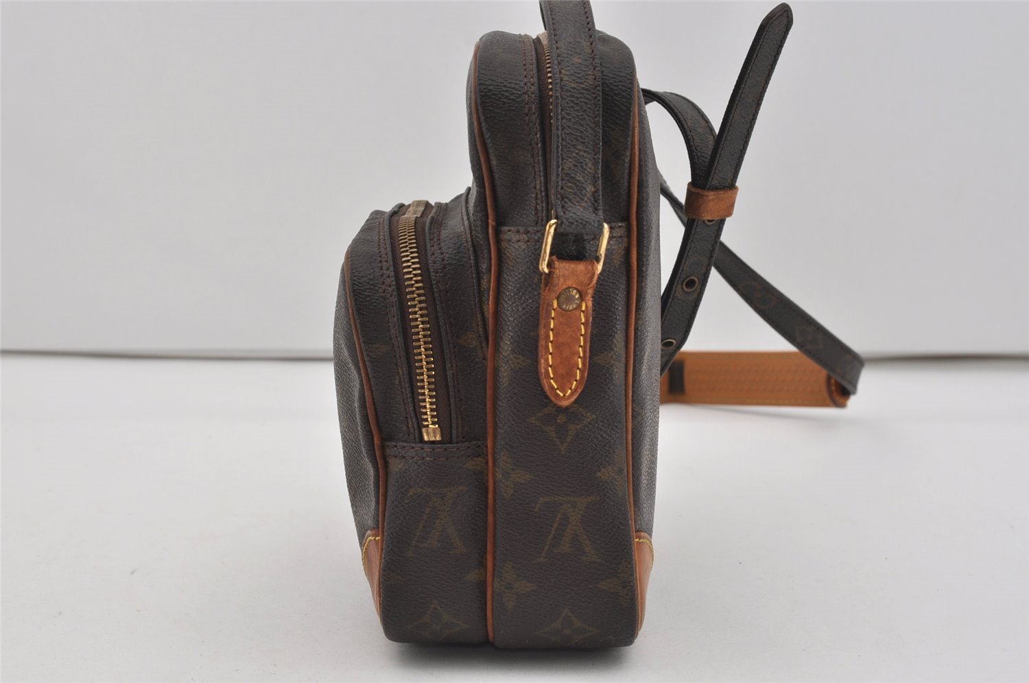 Authentic Louis Vuitton Monogram Amazone Shoulder Cross Body Bag M45236 LV 2571I