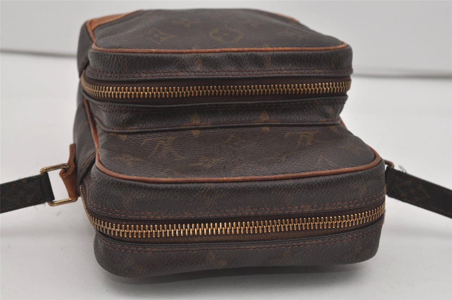 Authentic Louis Vuitton Monogram Amazone Shoulder Cross Body Bag M45236 LV 2571I