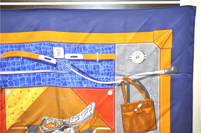 Authentic HERMES Carre 90 Scarf 