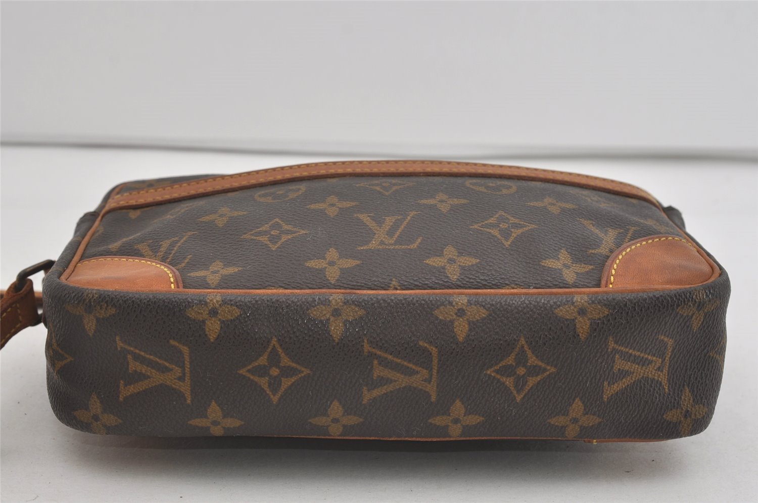 Authentic Louis Vuitton Monogram Trocadero 23 Shoulder Cross Bag M51276 LV 2576I