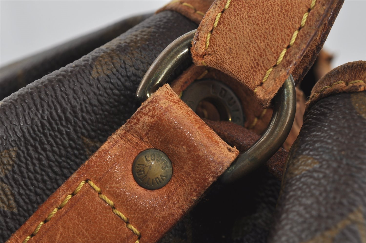 Authentic Louis Vuitton Monogram Noe Shoulder Drawstring Bag M42224 LV 2578I