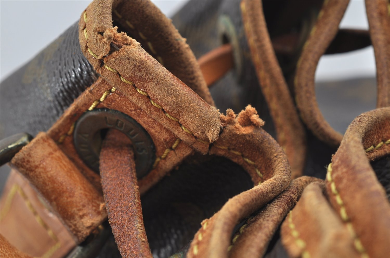 Authentic Louis Vuitton Monogram Noe Shoulder Drawstring Bag M42224 LV 2578I