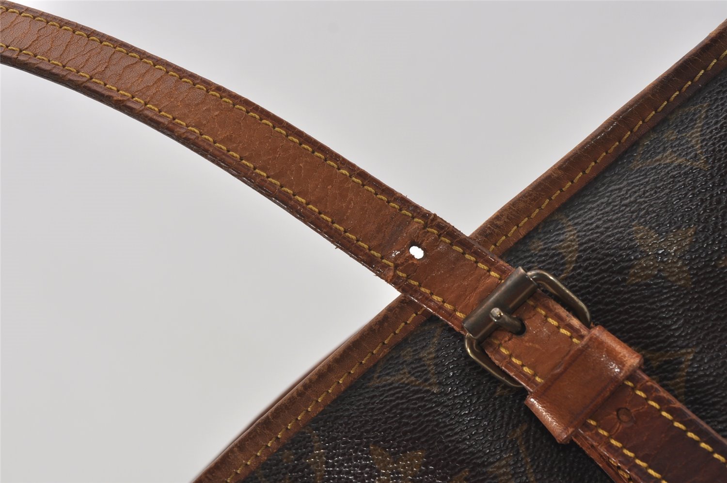 Authentic Louis Vuitton Monogram Bucket GM Shoulder Tote Bag Old Model LV 2580I