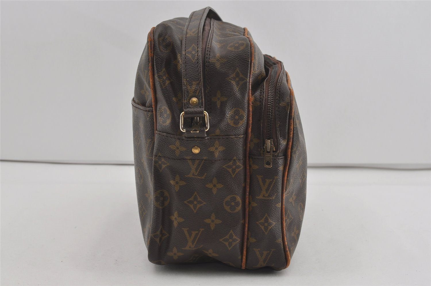 Authentic Louis Vuitton Monogram Nile 34 Shoulder Cross Body Bag Old Model 2581I