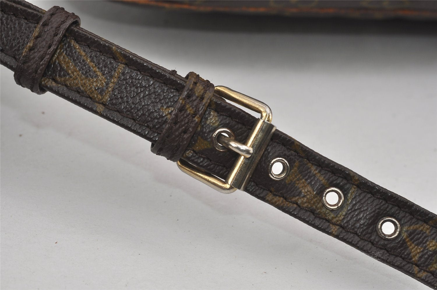 Authentic Louis Vuitton Monogram Nile 34 Shoulder Cross Body Bag Old Model 2581I