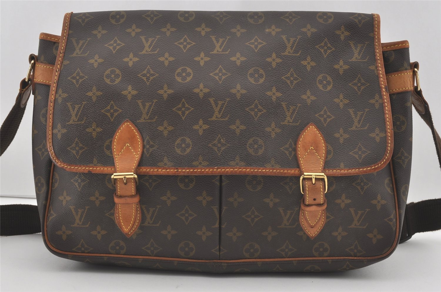 Authentic Louis Vuitton Monogram Gibeciere GM Shoulder Cross Bag M42246 LV 2589I