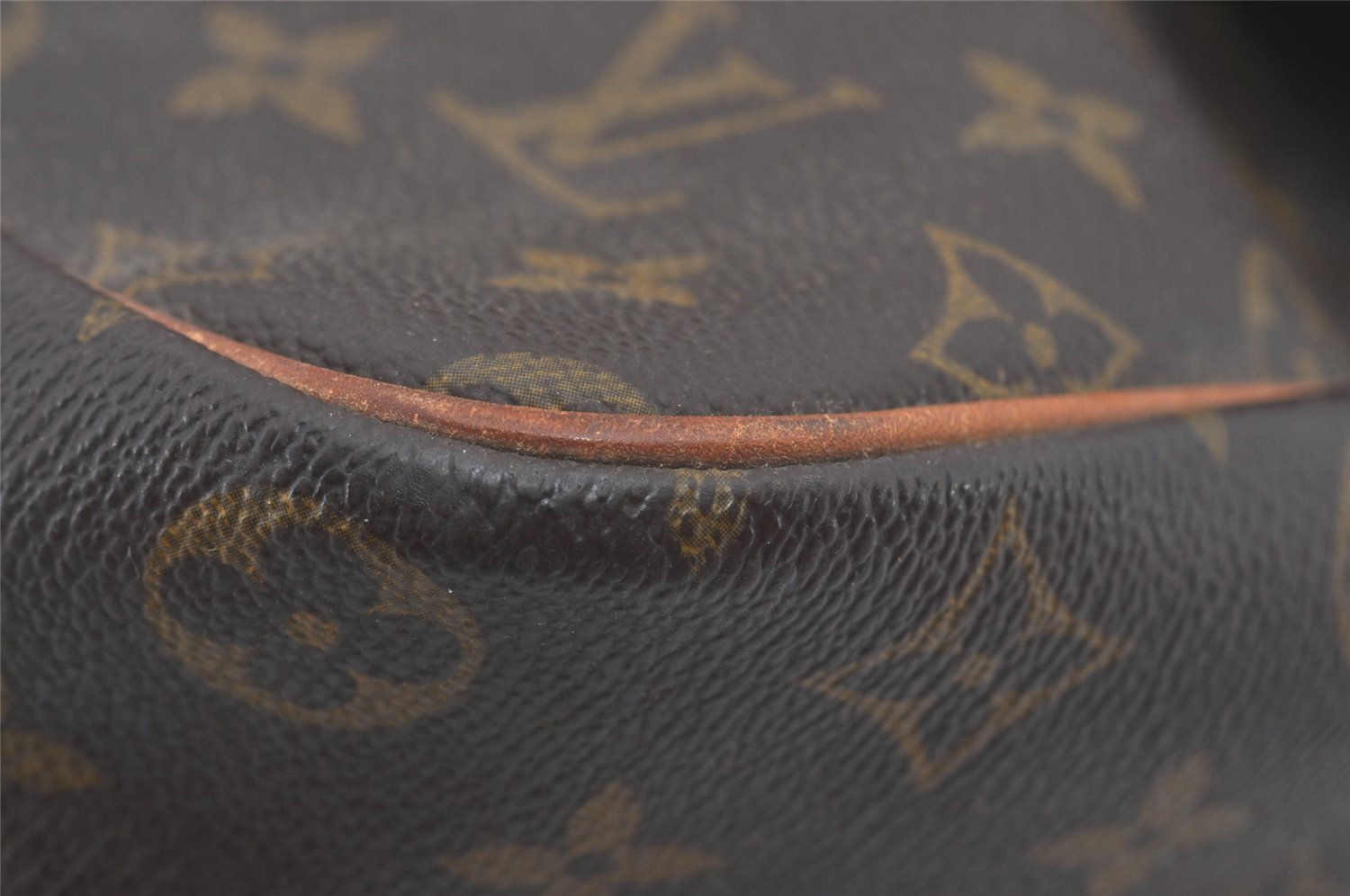 Authentic Louis Vuitton Monogram Gibeciere GM Shoulder Cross Bag M42246 LV 2589I