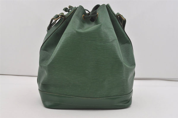 Authentic Louis Vuitton Epi Noe Shoulder Drawstring Bag Green M44004 LV 2591I