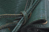Authentic Louis Vuitton Epi Noe Shoulder Drawstring Bag Green M44004 LV 2591I