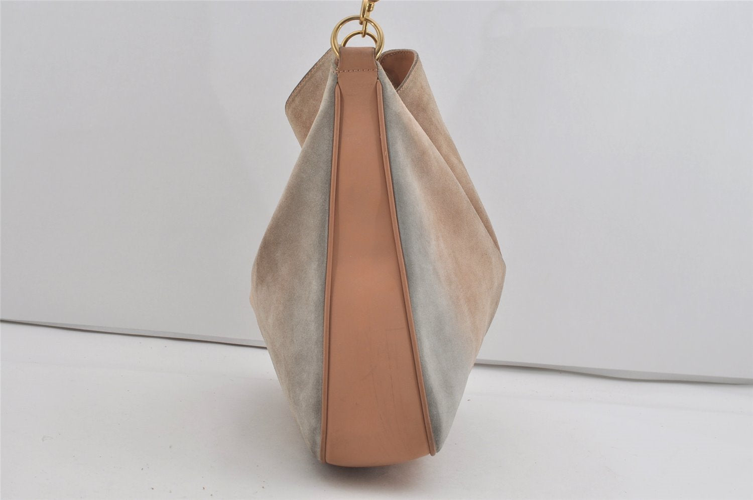 Authentic GUCCI Vintage Bamboo Shoulder Tote Bag Suede Leather Beige Junk 2593I