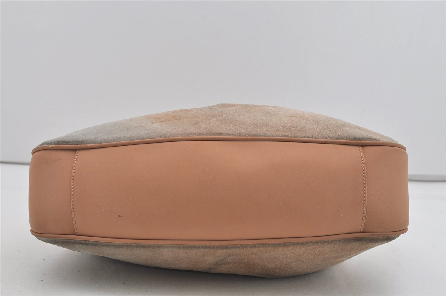 Authentic GUCCI Vintage Bamboo Shoulder Tote Bag Suede Leather Beige Junk 2593I