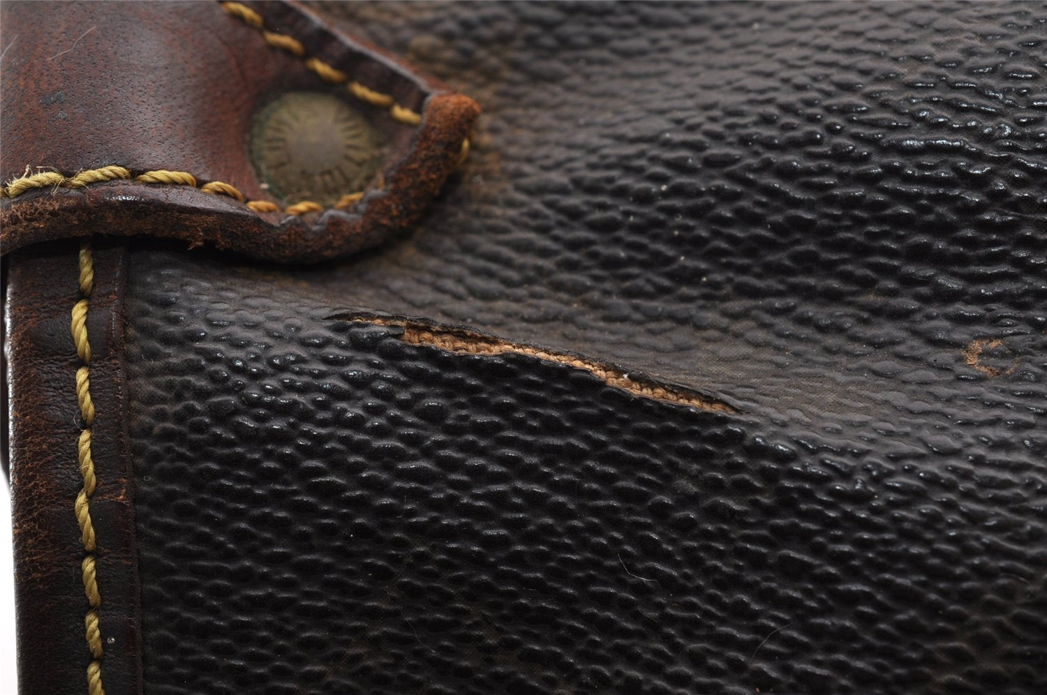 Authentic Louis Vuitton Monogram Saumur 30 Shoulder Cross Bag M42256 LV 2595I