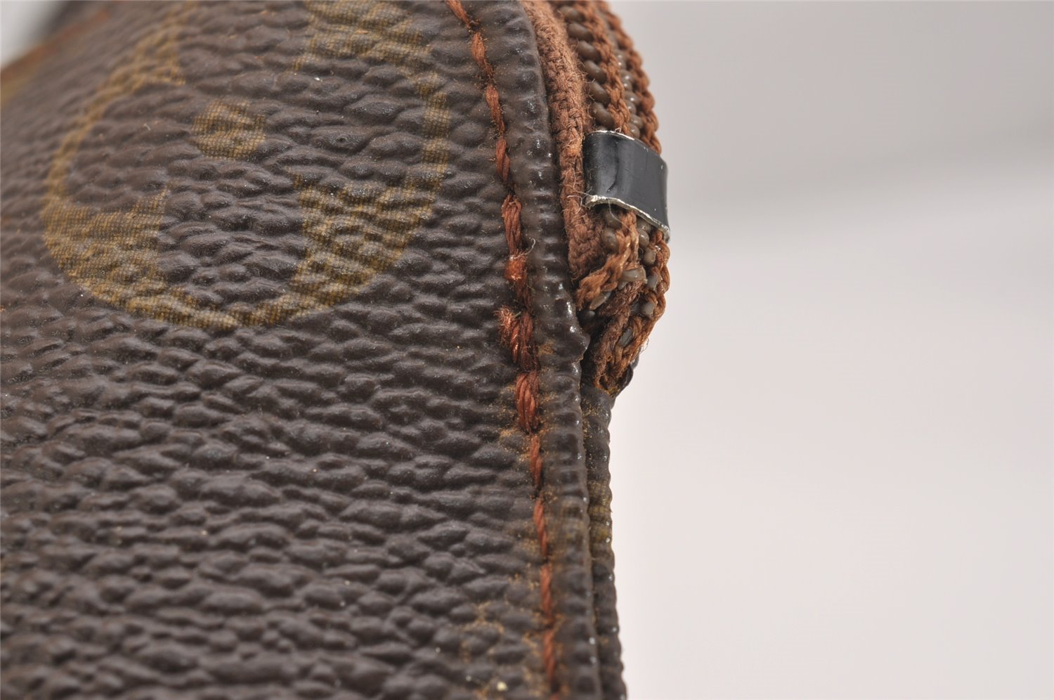 Auth Louis Vuitton Monogram Pochette Secret Shoulder Bag Pouch Old Model 2602I