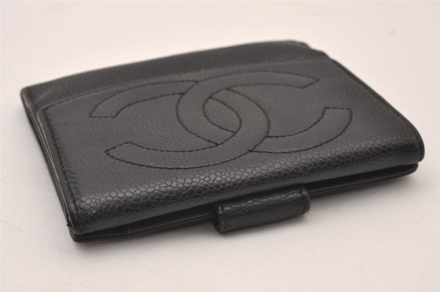 Authentic CHANEL Vintage Caviar Skin CoCo Mark Bifold Wallet Purse Black 2609I