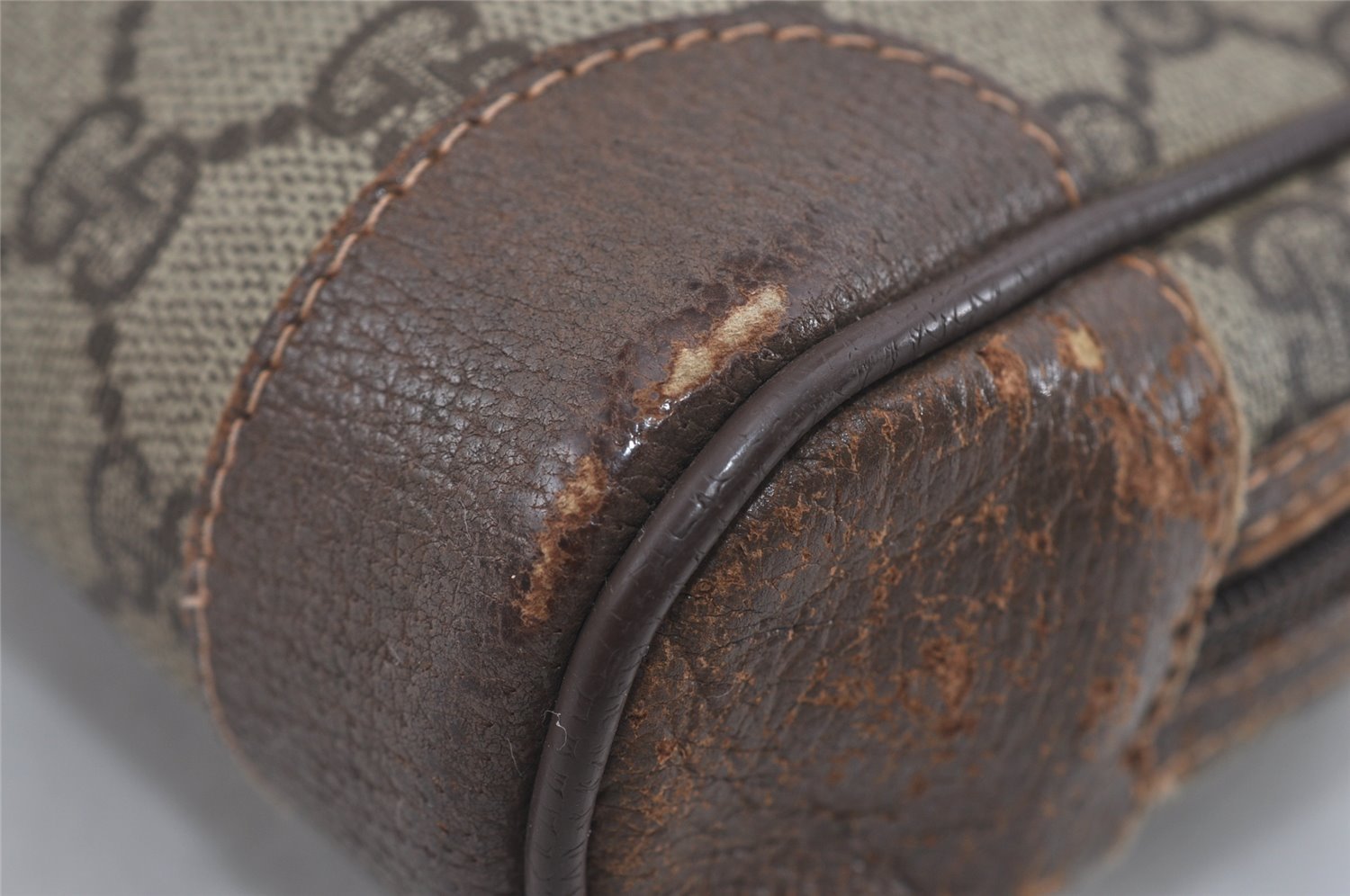 Authentic GUCCI Vintage Clutch Hand Bag Purse GG PVC Leather Brown 2612I