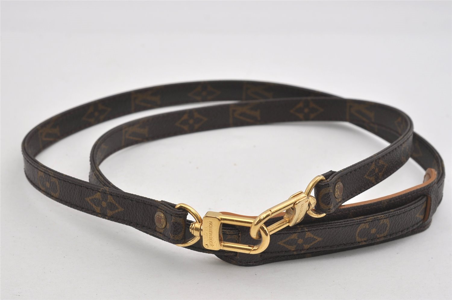 Authentic Louis Vuitton Monogram Shoulder Strap 47.6