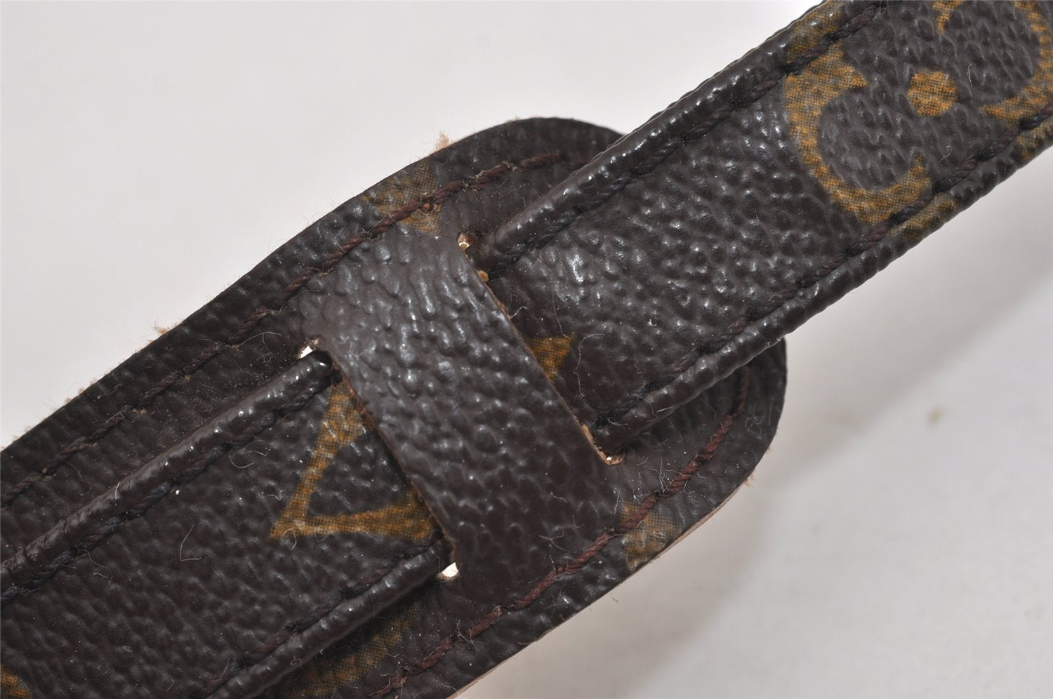 Authentic Louis Vuitton Monogram Shoulder Strap 47.6