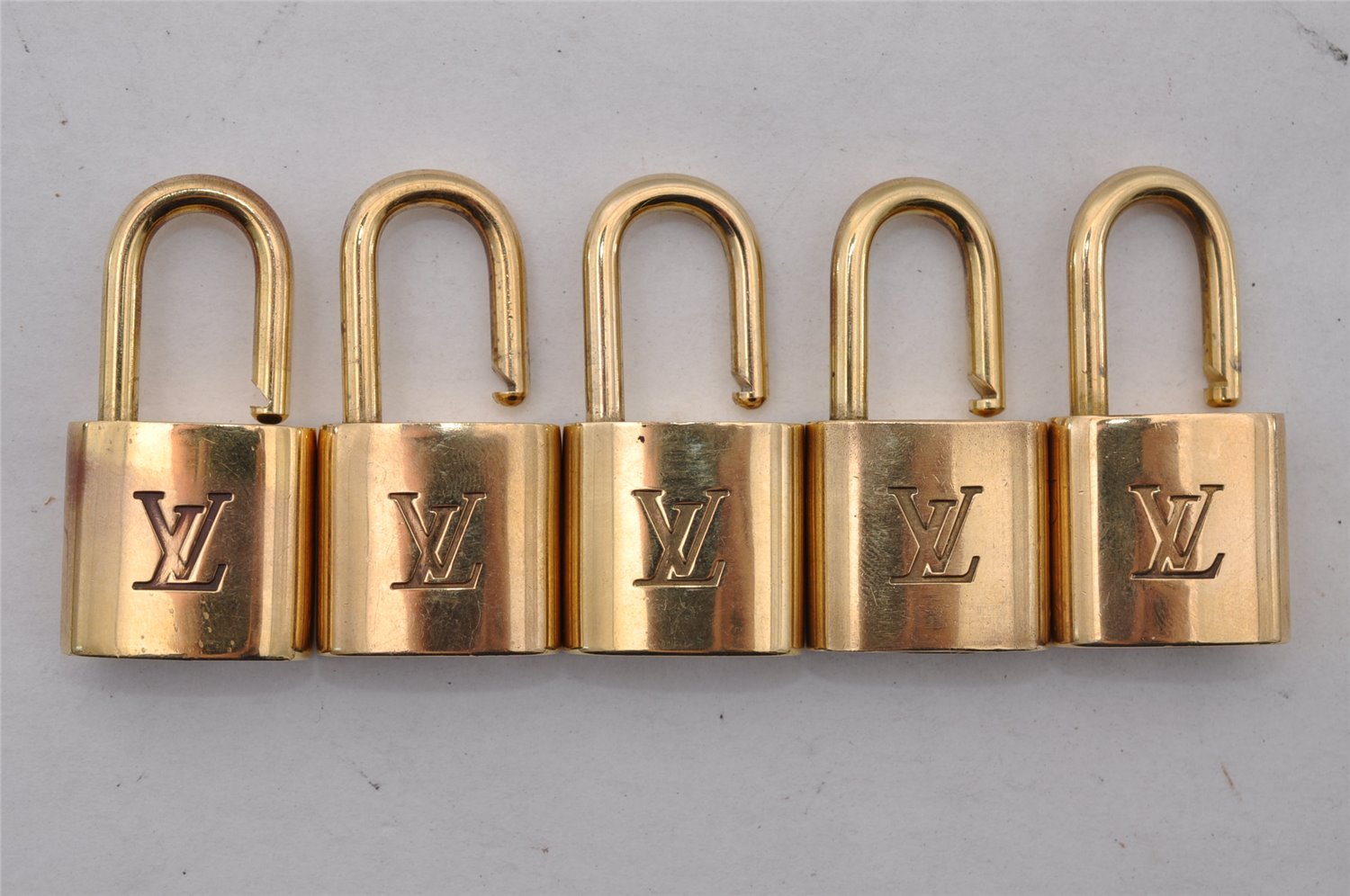 Authentic Louis Vuitton Padlock Gold 10Set LV 2617I