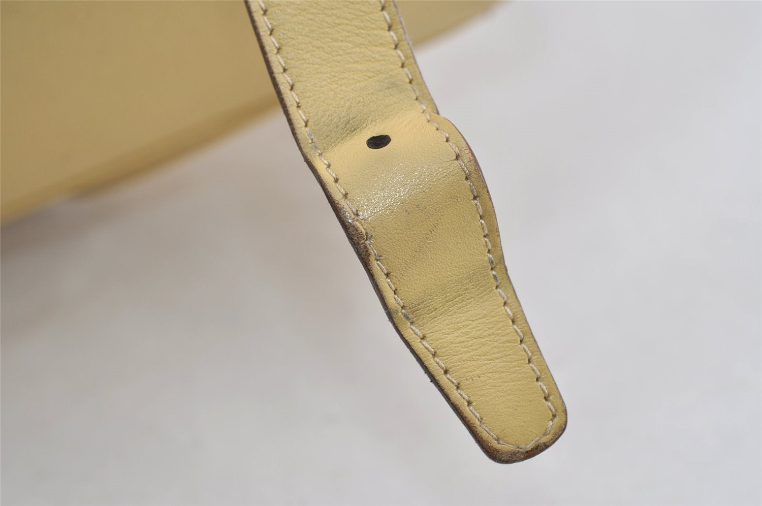 Authentic GUCCI Bamboo Vintage Backpack Leather Yellow Cream 2619I