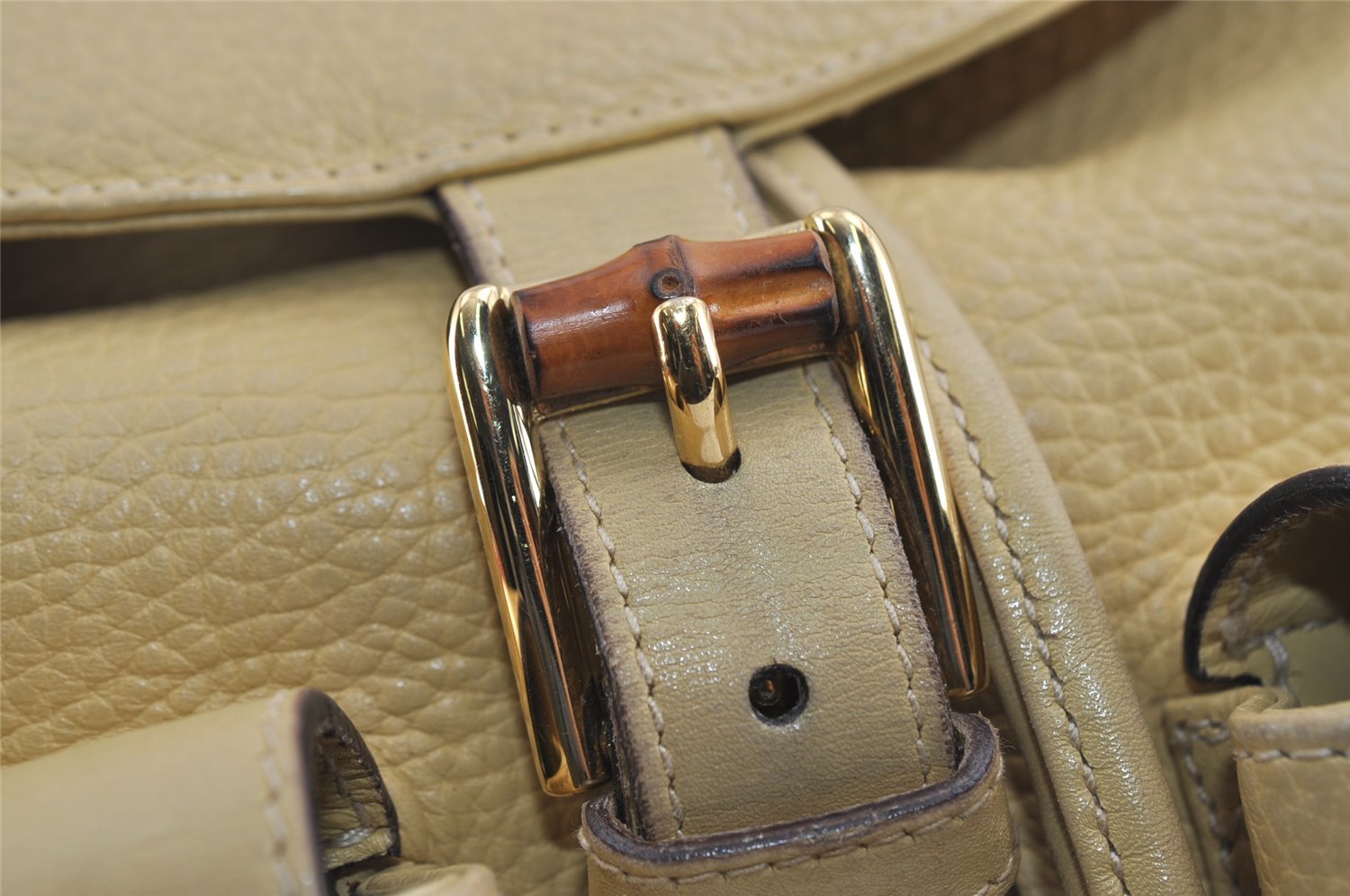 Authentic GUCCI Bamboo Vintage Backpack Leather Yellow Cream 2619I