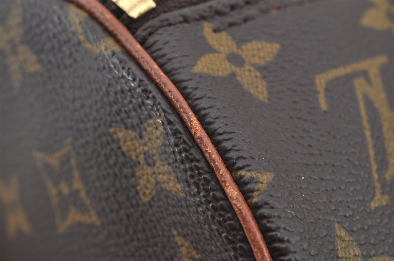 Authentic Louis Vuitton Monogram Papillon 30 Hand Bag Old Model LV 2626I