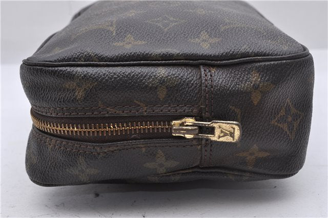 Auth Louis Vuitton Monogram Trousse Toilette 23 Clutch Hand Bag M47524 LV 2628D