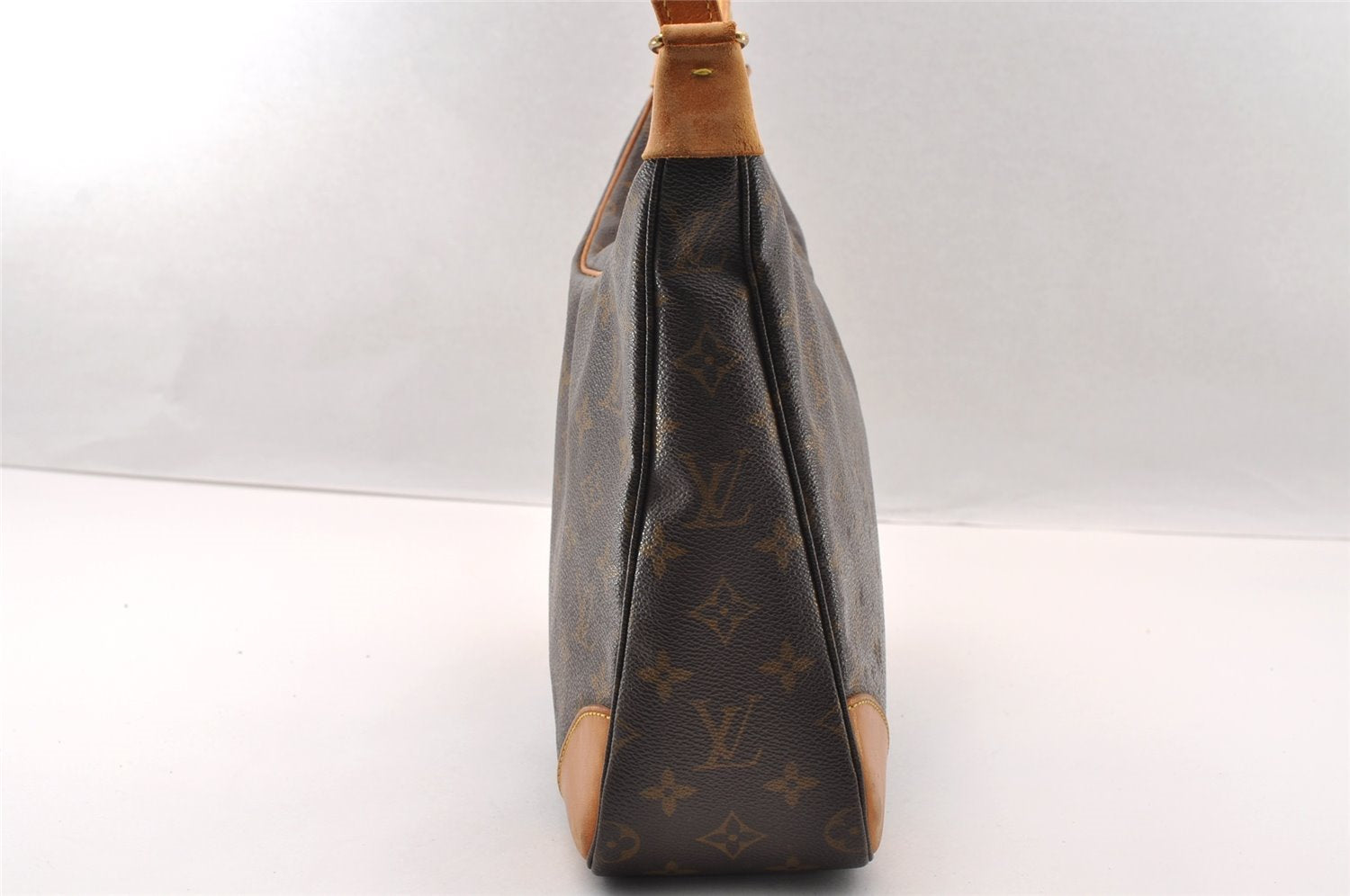 Authentic Louis Vuitton Monogram Boulogne 30 Shoulder Cross Bag M52165 LV 2629I