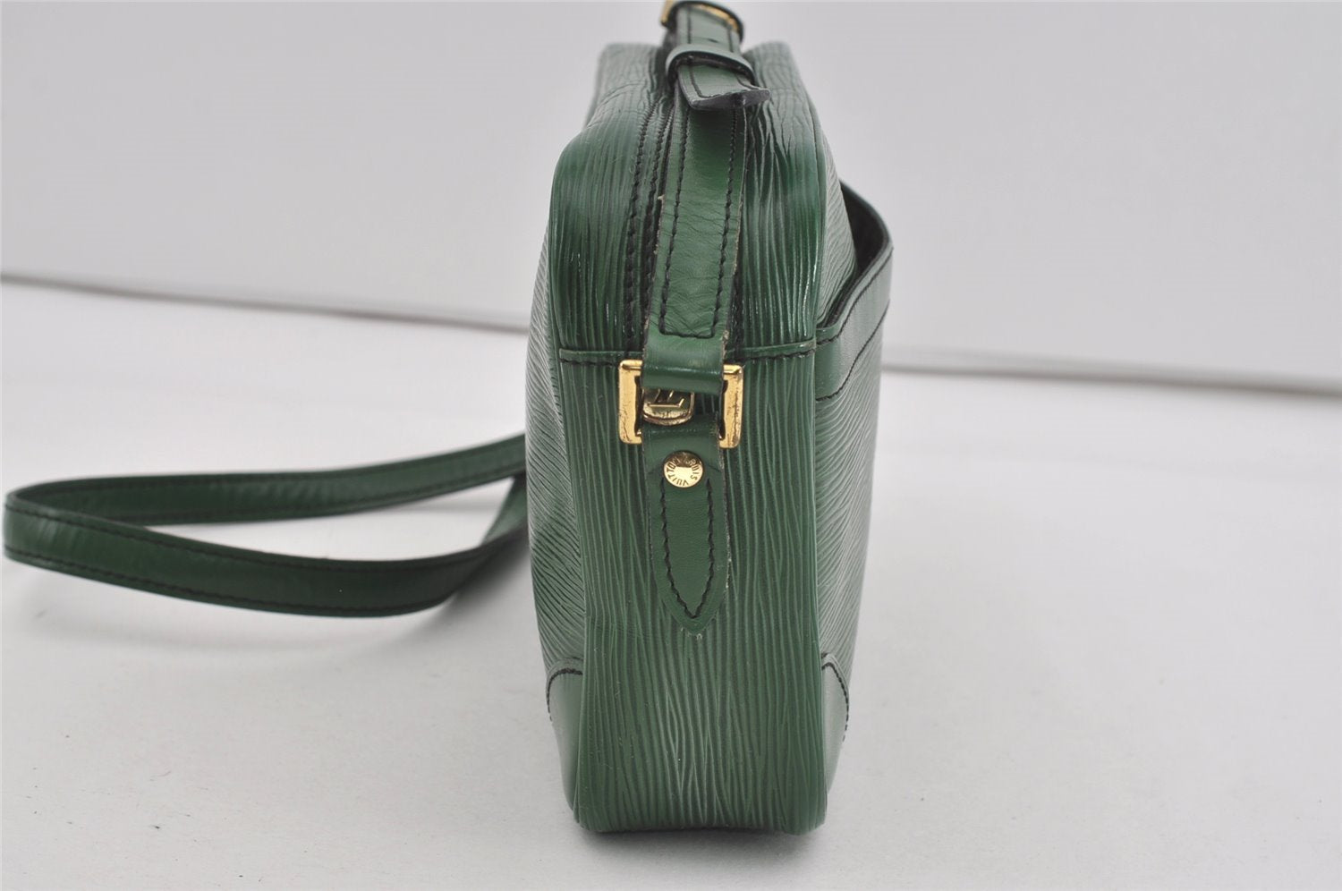 Auth Louis Vuitton Epi Trocadero 24 Shoulder Cross Bag Green M52314 LV 2638I