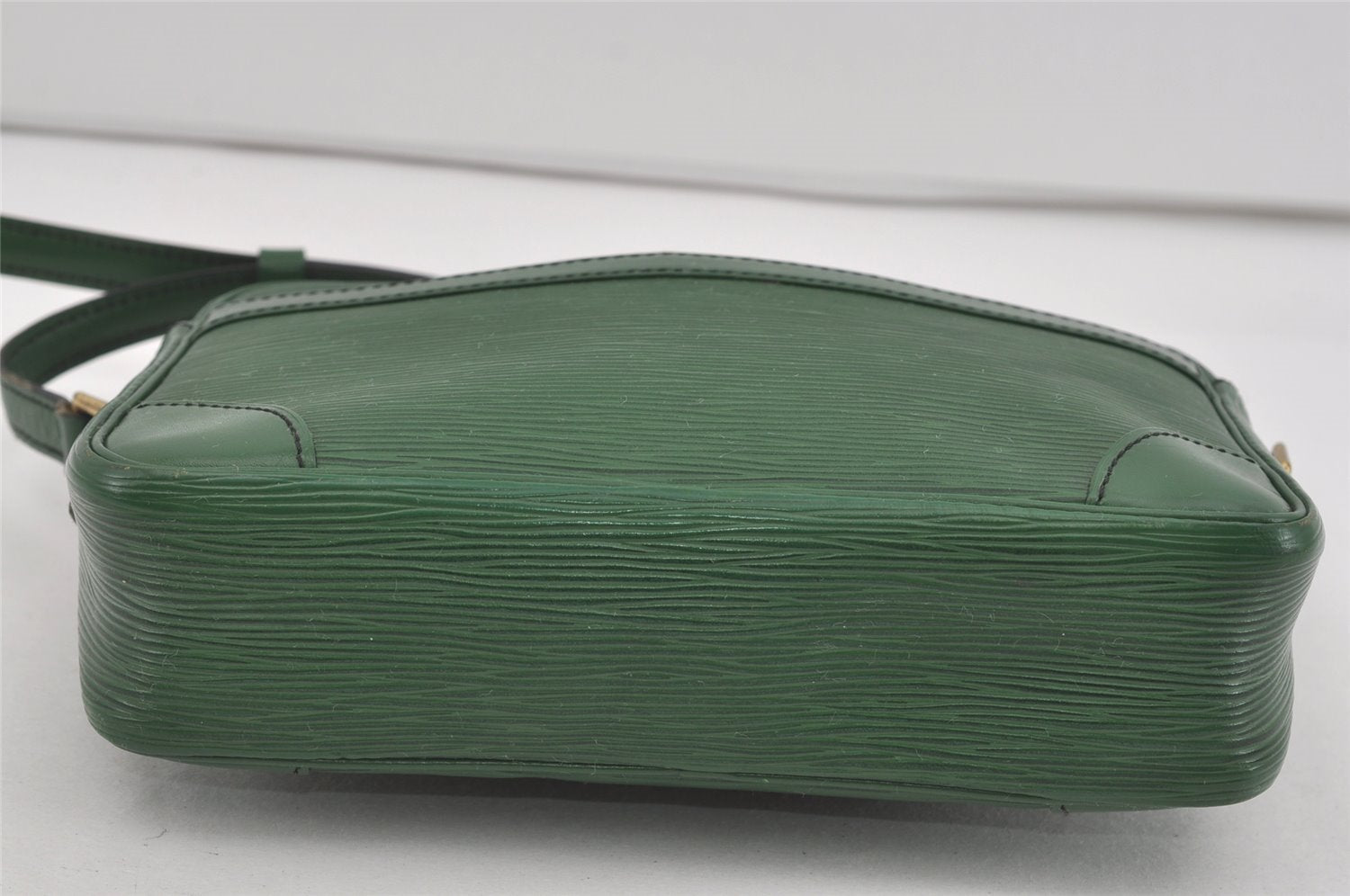 Auth Louis Vuitton Epi Trocadero 24 Shoulder Cross Bag Green M52314 LV 2638I