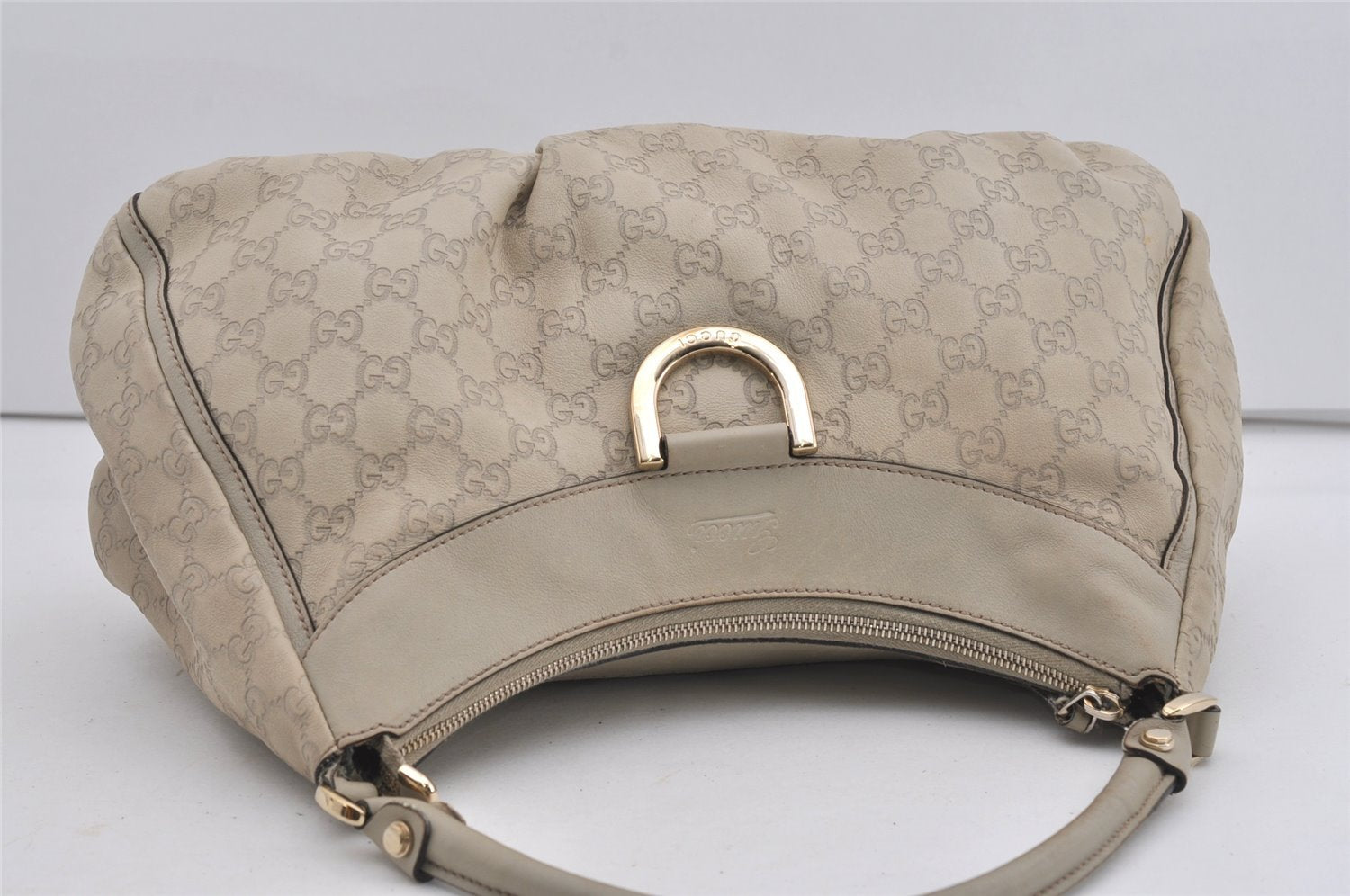 Authentic GUCCI Guccissima Abbey Shoulder Bag GG Leather 189833 White 2639I