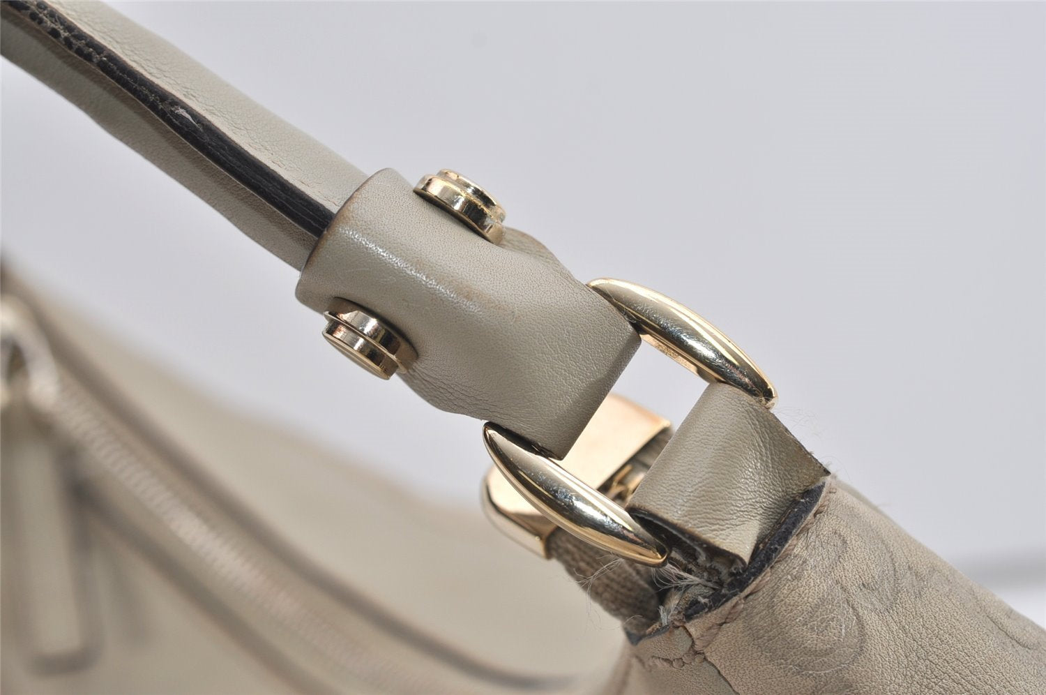 Authentic GUCCI Guccissima Abbey Shoulder Bag GG Leather 189833 White 2639I