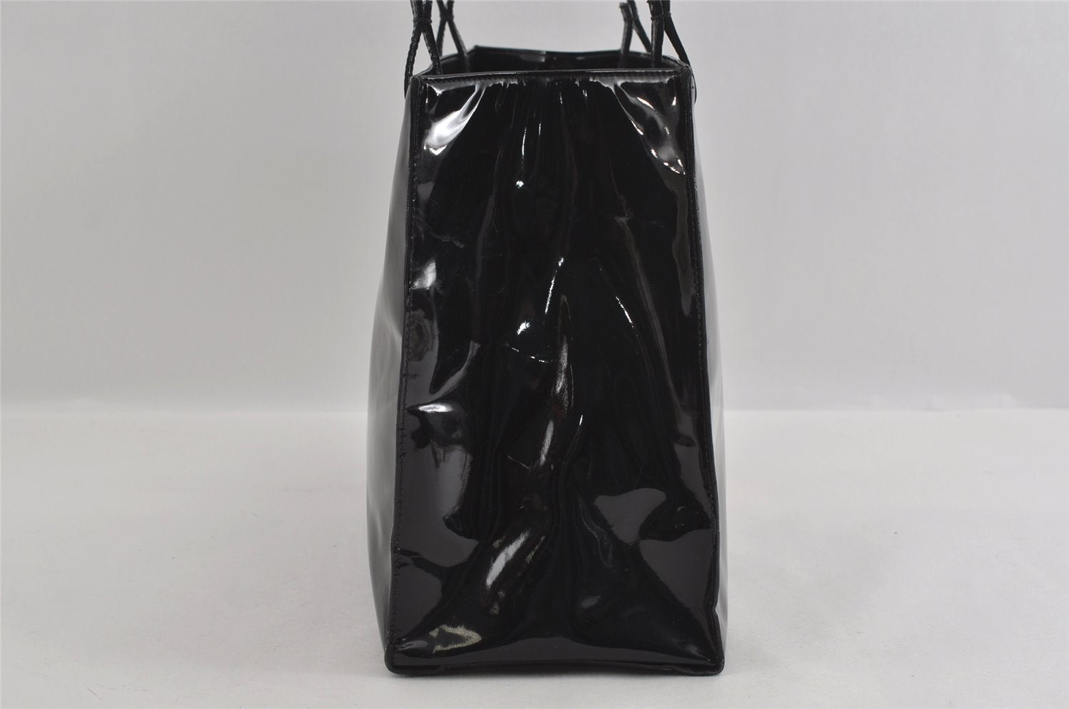 Authentic FENDI Vintage Shoulder Tote Bag Enamel Black 2640I