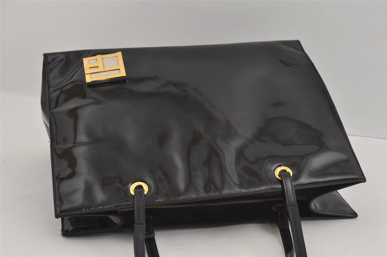 Authentic FENDI Vintage Shoulder Tote Bag Enamel Black 2640I