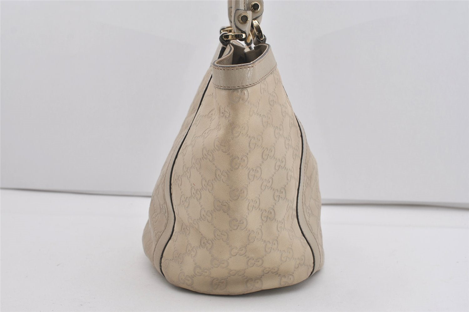 Authentic GUCCI Guccissima Abbey Shoulder Tote Bag GG Leather 211982 White 2649I