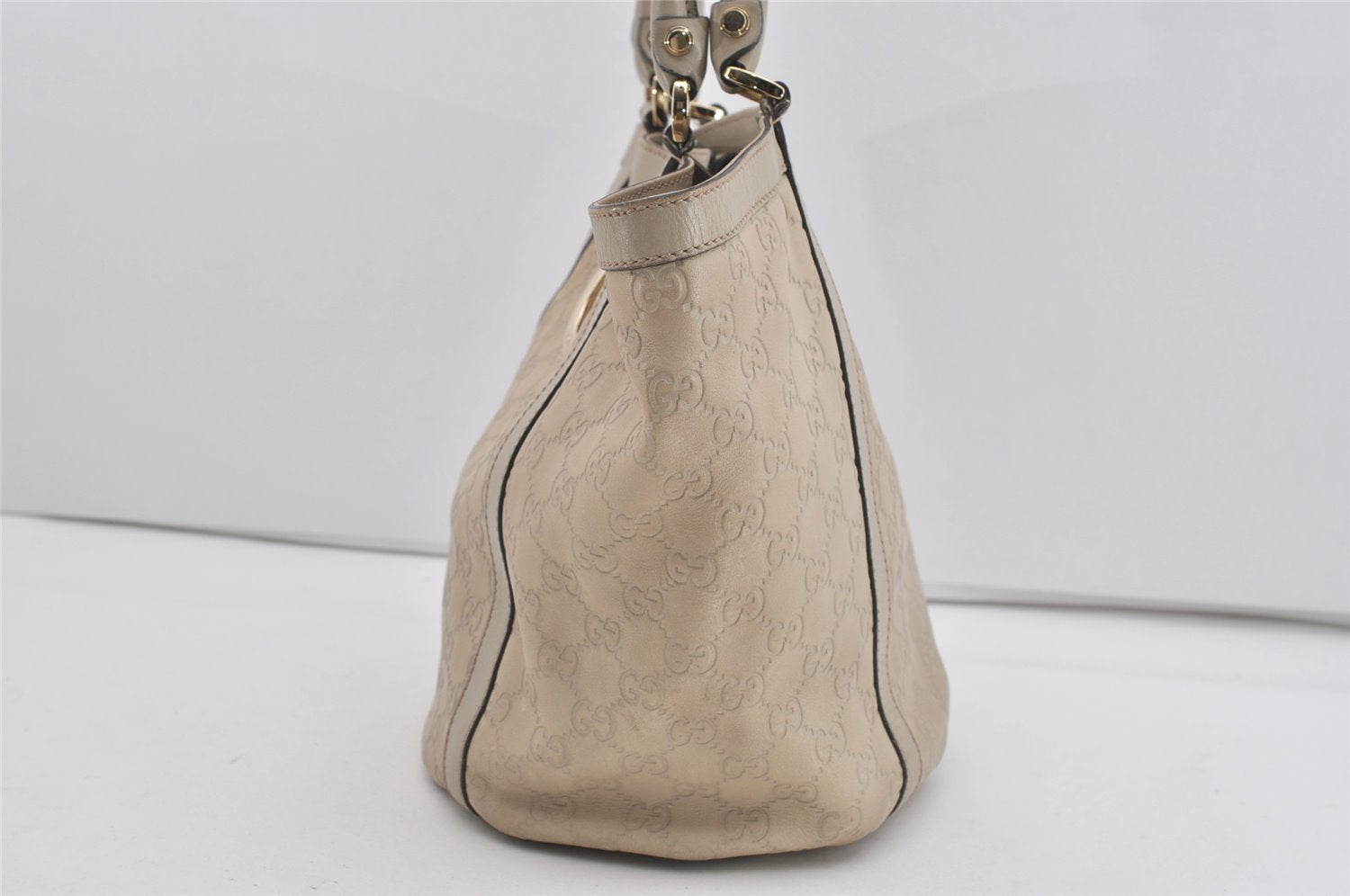 Authentic GUCCI Guccissima Abbey Shoulder Tote Bag GG Leather 211982 White 2649I