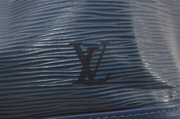 Authentic Louis Vuitton Epi Noe Shoulder Drawstring Bag Blue M44005 LV 2650I