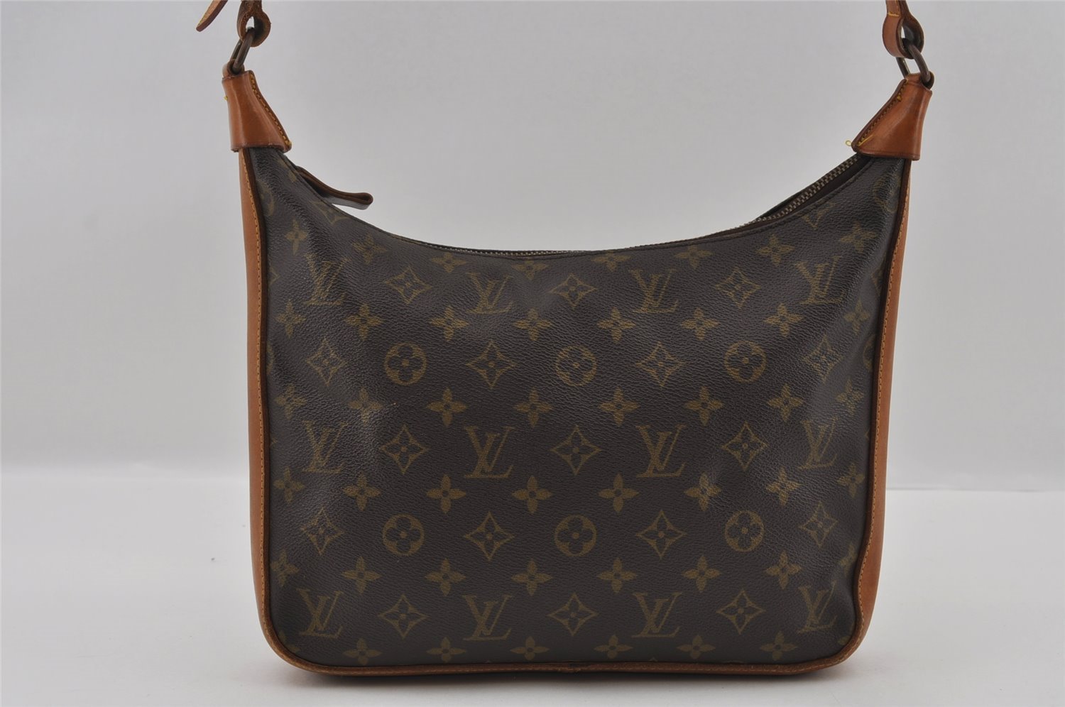Authentic Louis Vuitton Monogram Boulogne 30 Shoulder Cross Bag Old Model 2662I