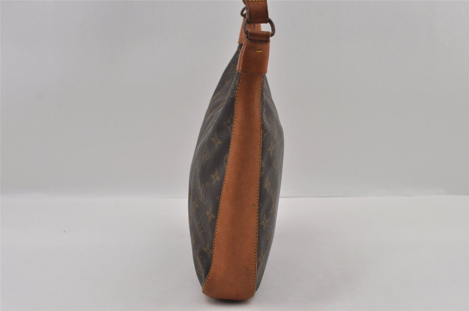 Authentic Louis Vuitton Monogram Boulogne 30 Shoulder Cross Bag Old Model 2662I