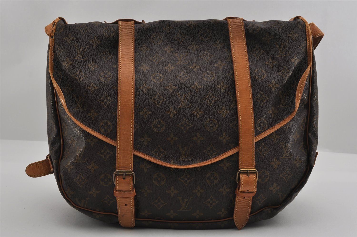 Authentic Louis Vuitton Monogram Saumur 43 Shoulder Cross Bag M42252 LV 2666I
