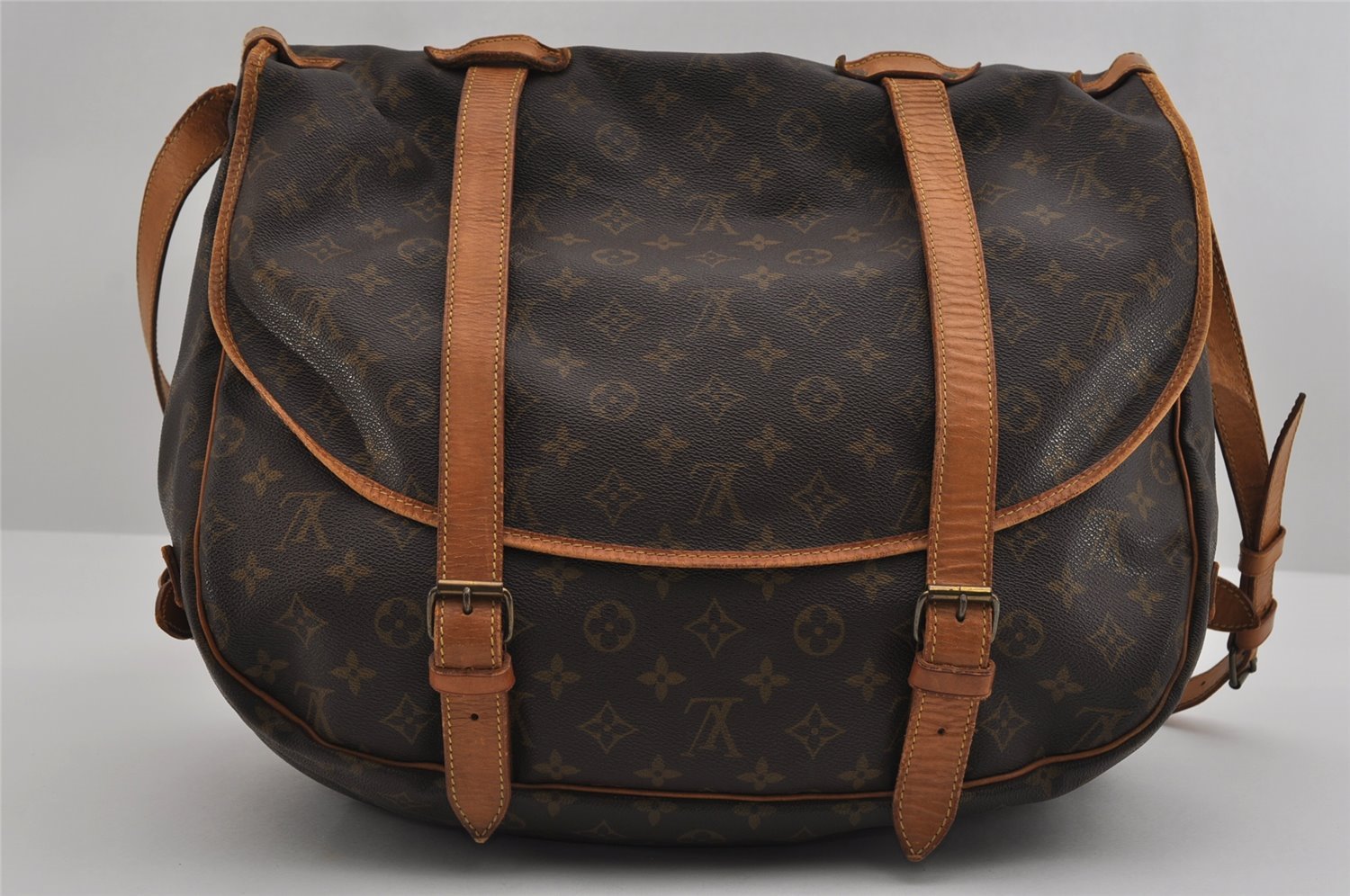 Authentic Louis Vuitton Monogram Saumur 43 Shoulder Cross Bag M42252 LV 2666I