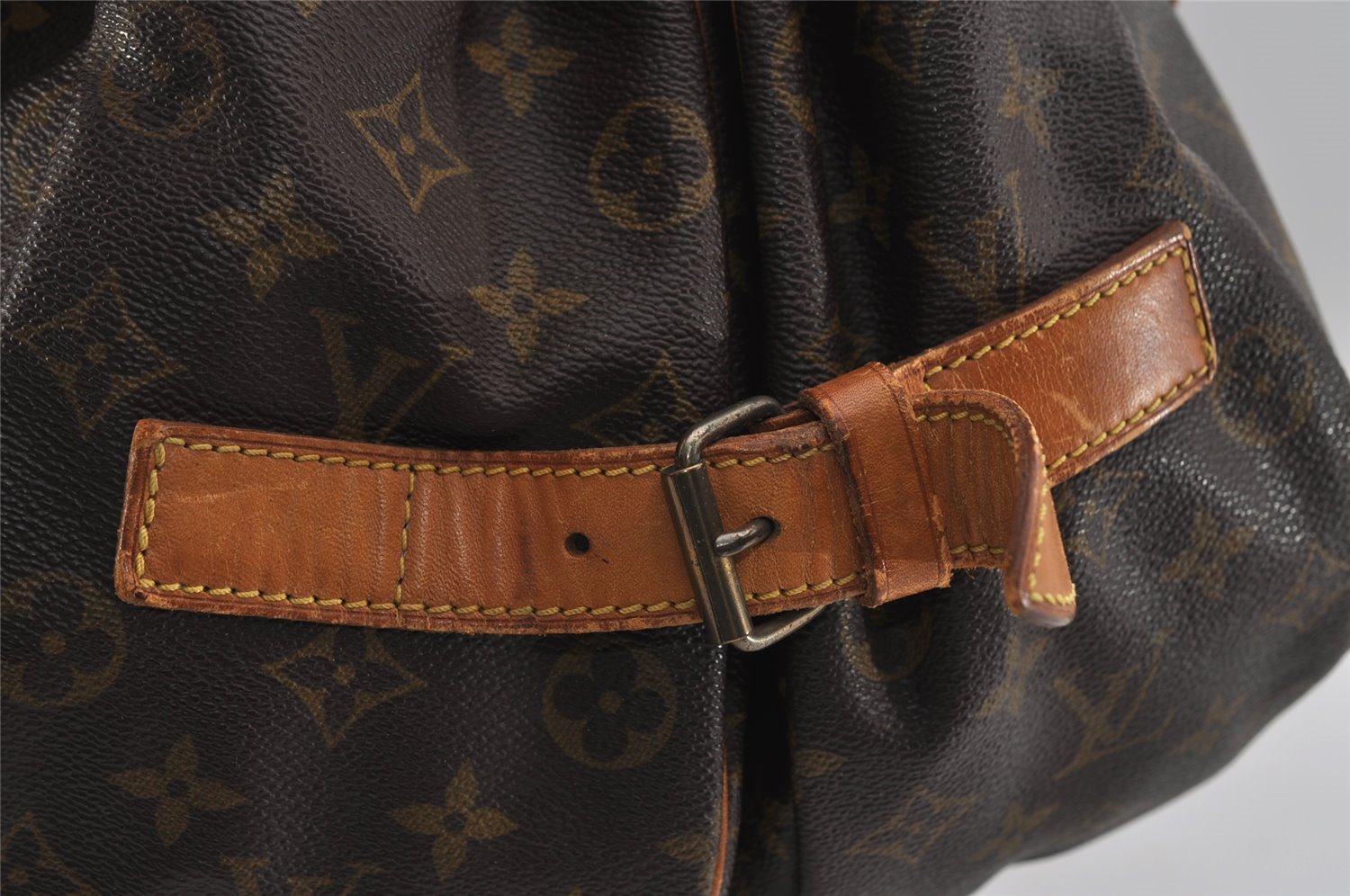 Authentic Louis Vuitton Monogram Saumur 43 Shoulder Cross Bag M42252 LV 2666I