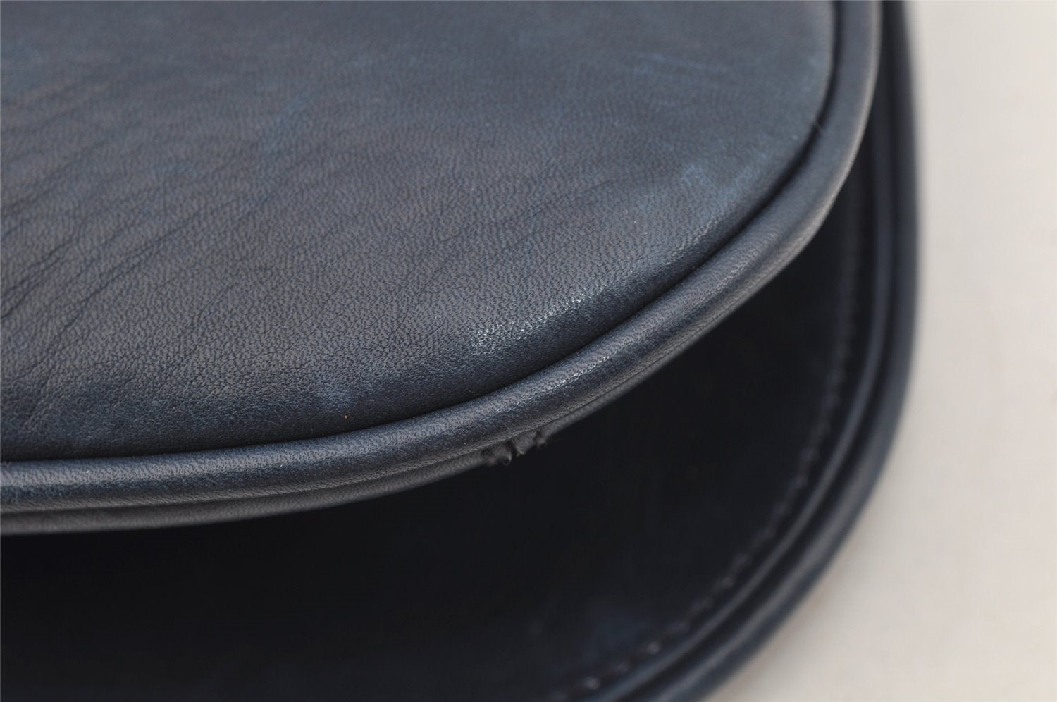 Authentic GUCCI Blondie Vintage Clutch Hand Bag Purse Leather Navy Blue 2667I