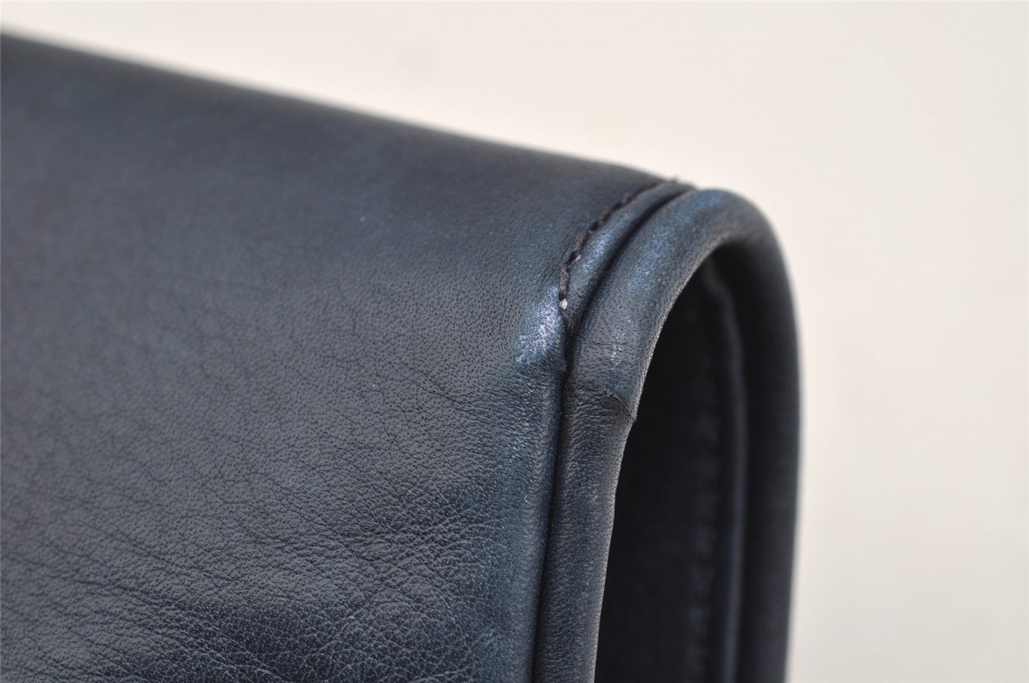 Authentic GUCCI Blondie Vintage Clutch Hand Bag Purse Leather Navy Blue 2667I