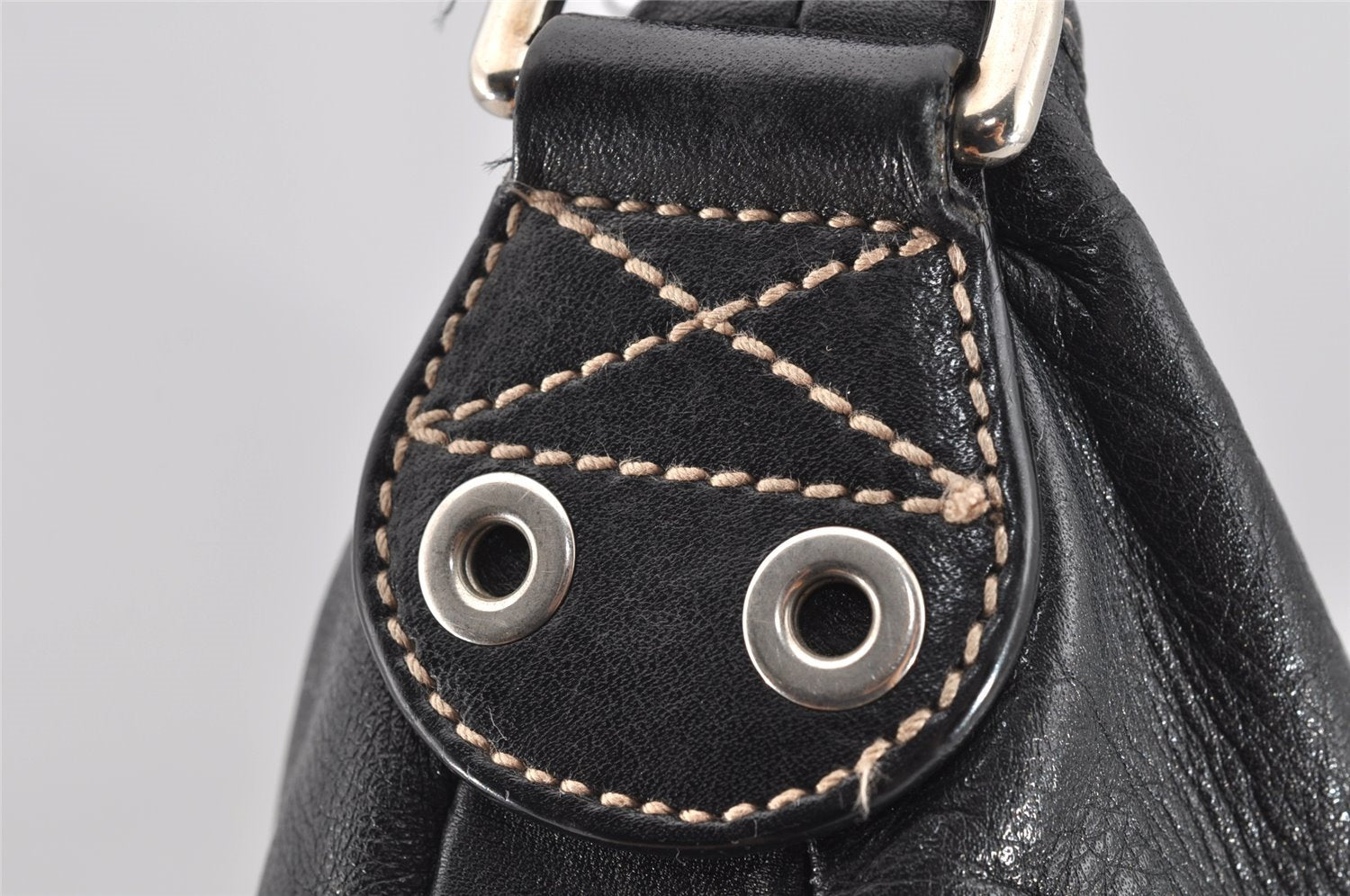 Authentic GUCCI Hysteria Vintage Shoulder Cross Body Bag Leather Black 2668I