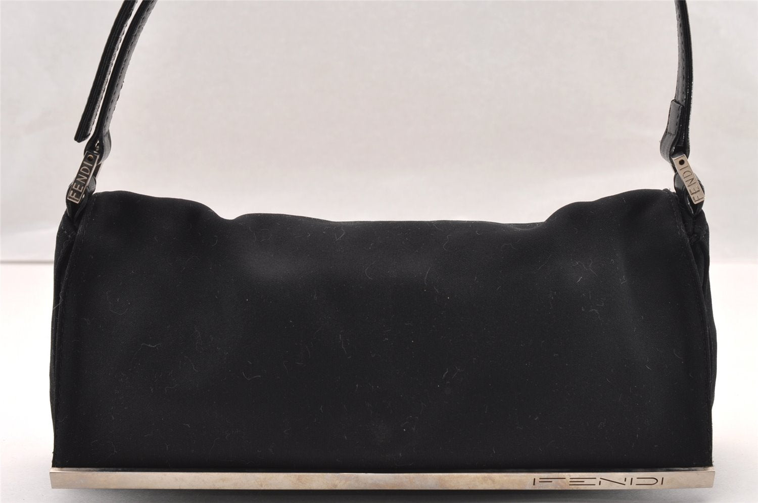 Authentic FENDI Vintage Shoulder Bag Purse Jersey Leather Black 2669I