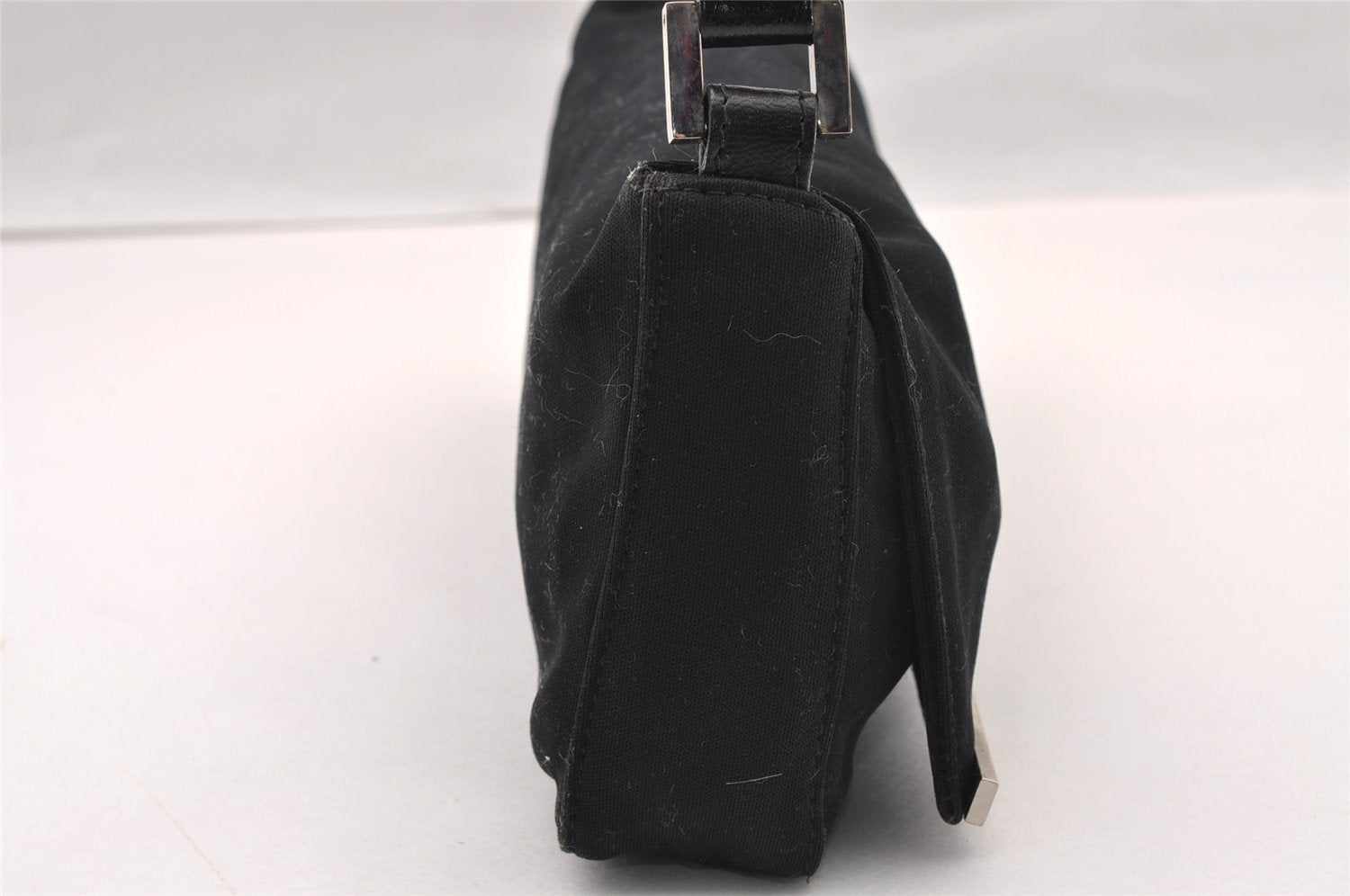 Authentic FENDI Vintage Shoulder Bag Purse Jersey Leather Black 2669I