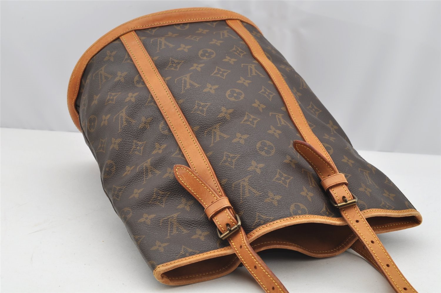Authentic Louis Vuitton Monogram Bucket GM Shoulder Bag Old Model Junk 2670I