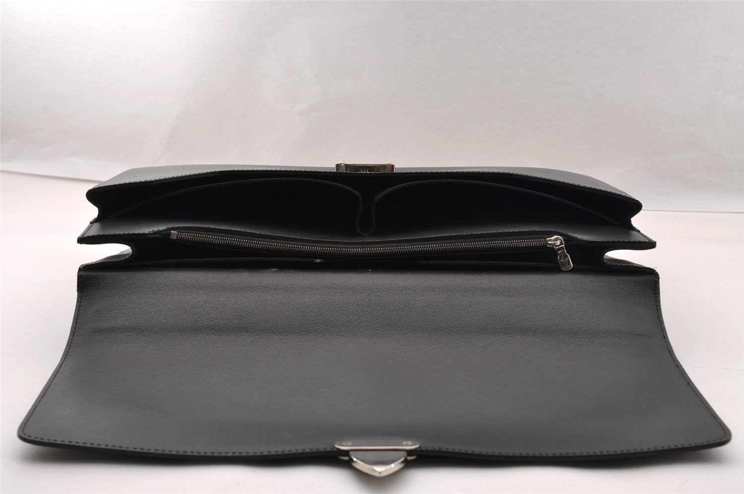 Authentic Louis Vuitton Epi Laguito Business Briefcase Black M54552 LV 2671I