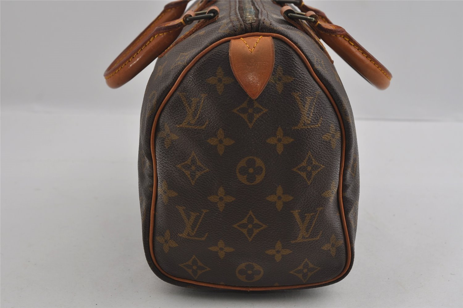 Authentic Louis Vuitton Monogram Speedy 25 Boston Hand Bag M41528 LV 2678I
